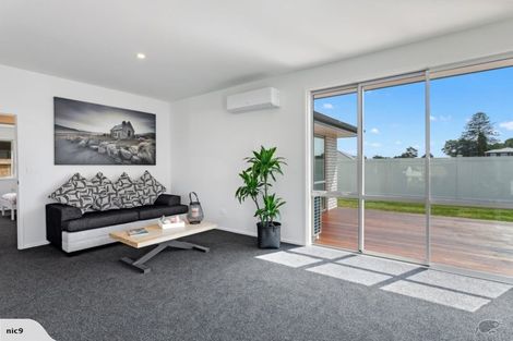 Photo of property in 13 Kakariki Drive, Coastlands, Whakatane, 3120