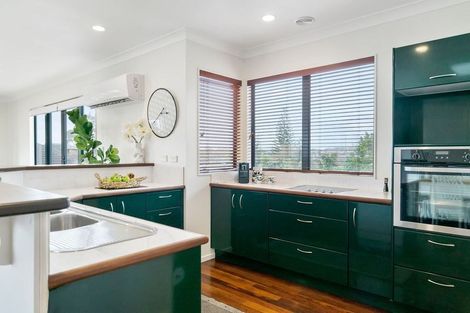 Photo of property in 17b East Avenue, Manly, Whangaparaoa, 0930