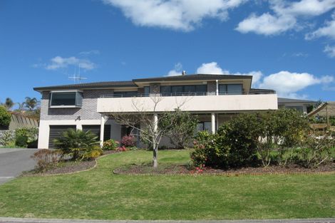 Photo of property in 2 Homestead Place, Welcome Bay, Tauranga, 3112