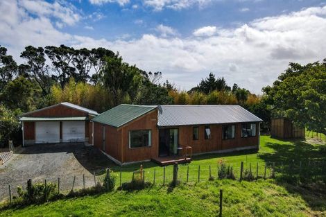 Photo of property in 2160 Awhitu Road, Pollok, Waiuku, 2684