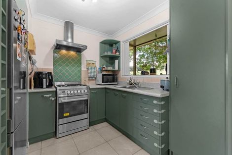Photo of property in 188a Henderson Valley Road, Henderson, Auckland, 0612