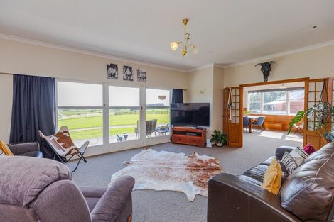 Photo of property in 157 Williams Road, Muriwai, Gisborne, 4072