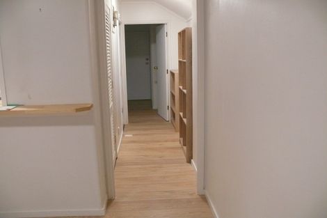 Photo of property in 17 Tawini Road, Titirangi, Auckland, 0604