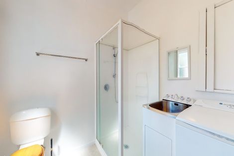 Photo of property in 27 Myrtle Crescent, Mount Cook, Wellington, 6021