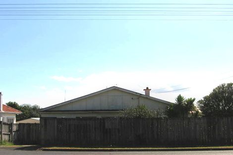 Photo of property in 95 Astley Avenue, New Lynn, Auckland, 0600