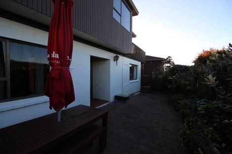 Photo of property in 2/14 Prospect Terrace, Milford, Auckland, 0620