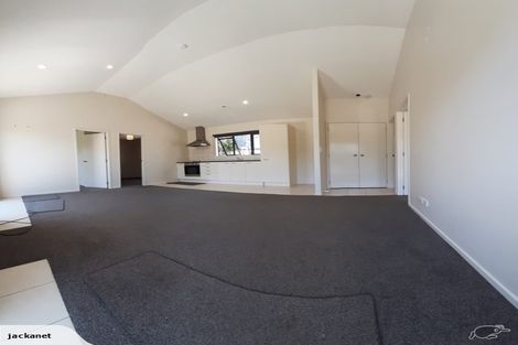 Photo of property in 28a Kamara Road, Glen Eden, Auckland, 0602