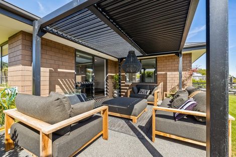 Photo of property in 83 Willowside Place, Amberley, 7410