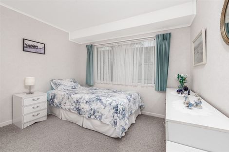 Photo of property in 59 Rhinevale Close, Henderson, Auckland, 0612