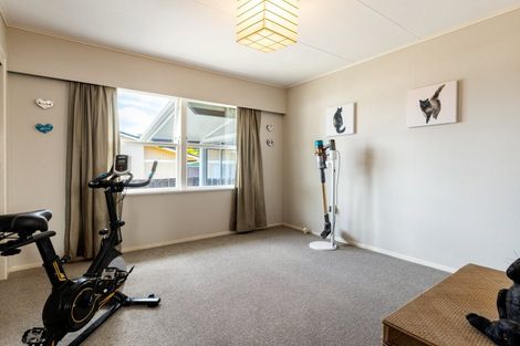 Photo of property in 77 Pohutukawa Drive, Pukete, Hamilton, 3200