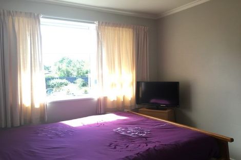 Photo of property in 14 Frye Crescent, Albert Town, Wanaka, 9305