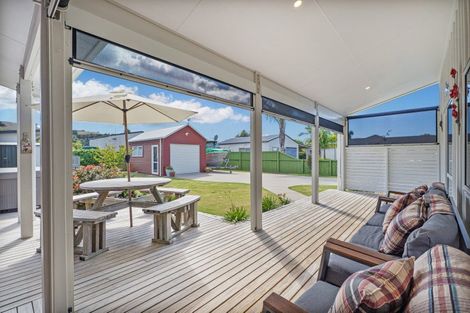 Photo of property in 24 Wells Place, Whitianga, 3510
