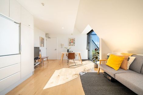 Photo of property in 16/15 Peterborough Street, Christchurch Central, Christchurch, 8013