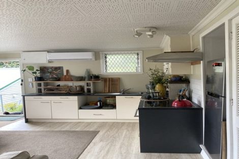 Photo of property in 75a Todman Street, Brooklyn, Wellington, 6021