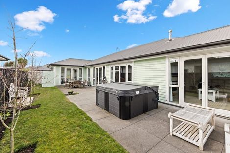 Photo of property in 12 Kawakawa Street, Pegasus, 7612