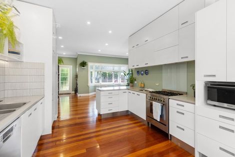 Photo of property in 52 Victor Street, Avondale, Auckland, 1026