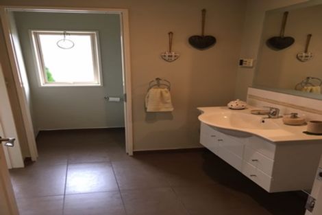 Photo of property in 42 Oak Tree Lane, Rolleston, 7614