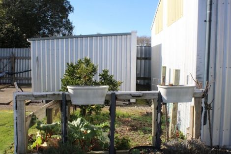 Photo of property in 15 Neptune Street, Dannevirke, 4930