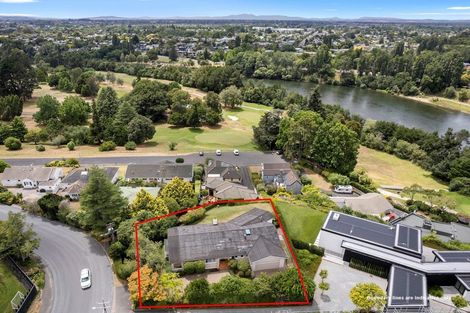 Photo of property in 94 Braid Road, St Andrews, Hamilton, 3200