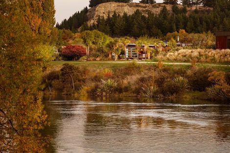 Photo of property in 10 Bridgewater Terrace, Albert Town, Wanaka, 9305