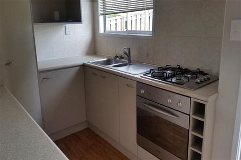 Photo of property in 66 Kia Ora Road, Beach Haven, Auckland, 0626