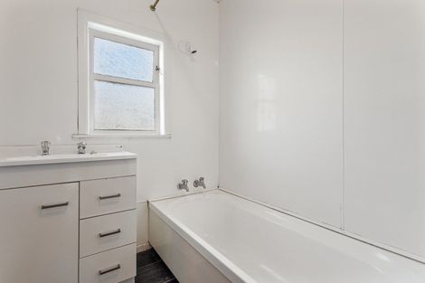 Photo of property in 24 Barry Avenue, Whakatane, 3120