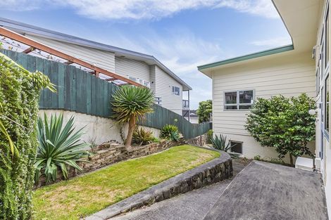 Photo of property in 3 Leeward Drive, Whitby, Porirua, 5024