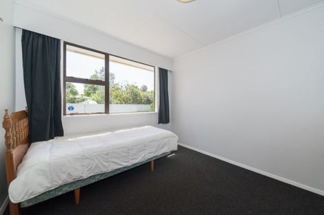 Photo of property in 6 Appleby Place, Awapuni, Palmerston North, 4412