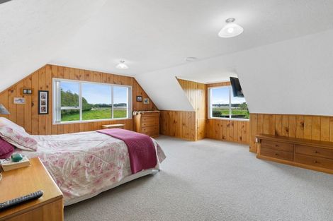 Photo of property in 16 Ryder Crescent, Levin, 5510