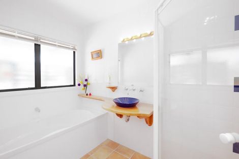 Photo of property in 28 Skudders Beach Road, Kerikeri, 0294