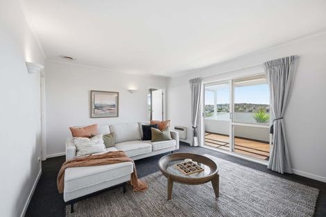 Photo of property in 1/22 Rothesay Bay Road, Rothesay Bay, Auckland, 0630