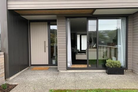 Photo of property in 3/74 Derwent Street, Island Bay, Wellington, 6023