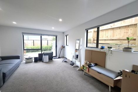 Photo of property in 40 Raupeti Lane, Henderson, Auckland, 0612