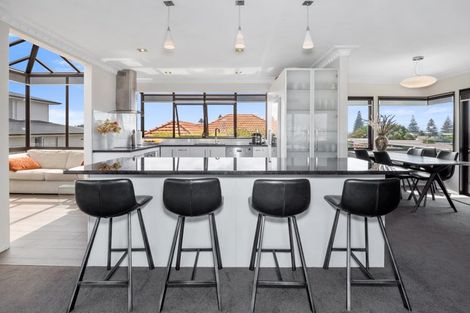 Photo of property in 62 Oceanview Road, Mount Maunganui, 3116