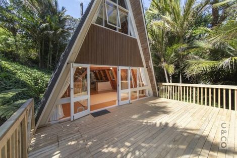 Photo of property in 123 Motutara Road, Muriwai, Waimauku, 0881