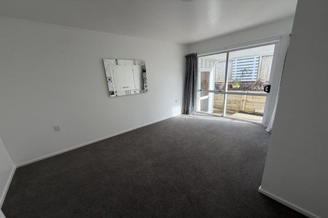 Photo of property in 8 Fantome Place, Whalers Gate, New Plymouth, 4310