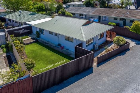 Photo of property in 1/450a Harewood Road, Harewood, Christchurch, 8051