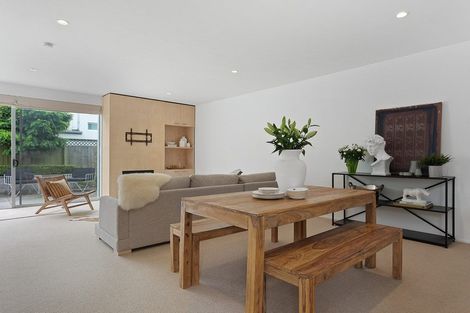 Photo of property in 18b Onslow Street, St Albans, Christchurch, 8014