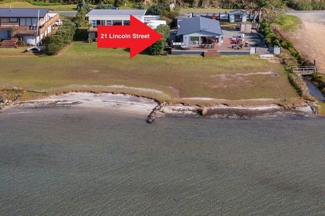 Photo of property in 21 Lincoln Street, Mangawhai Heads, Mangawhai, 0505