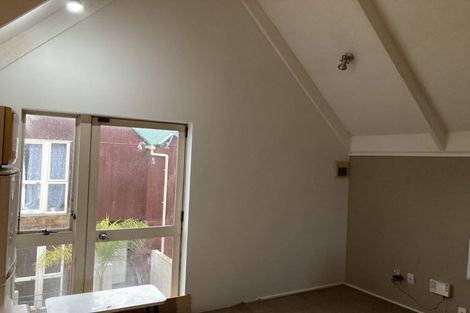 Photo of property in 9a/66 Mount Eden Road, Mount Eden, Auckland, 1024
