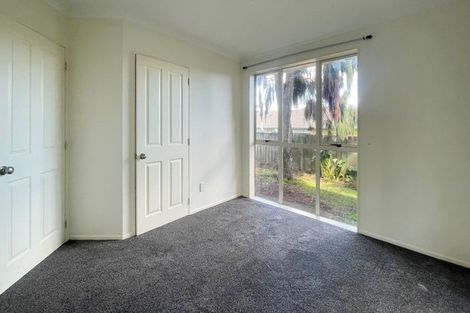 Photo of property in 13 View Road, Papakura, 2110