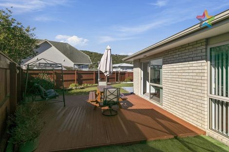 Photo of property in 8 Sun Valley Way, Wainuiomata, Lower Hutt, 5014
