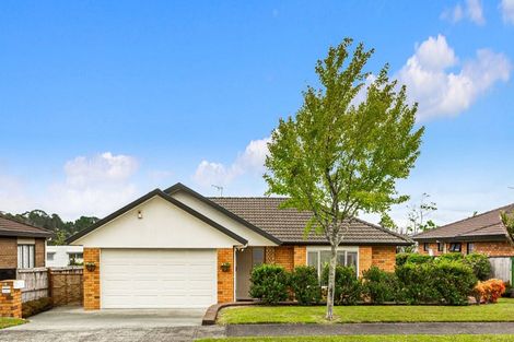 Photo of property in 8 Toledo Avenue, Henderson, Auckland, 0612