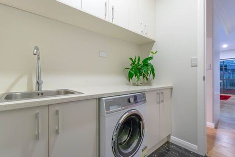 Photo of property in 102 Tapu Road, Huapai, Kumeu, 0810