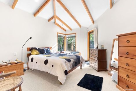 Photo of property in 4a Devon Road, Bucklands Beach, Auckland, 2012