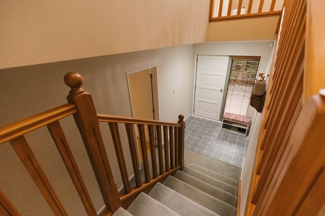 Photo of property in 8a Williams Terrace, Fitzherbert, Palmerston North, 4410