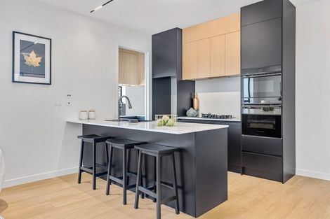 Photo of property in 4/3 Campbell Road, Takapuna, Auckland, 0622