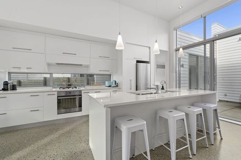 Photo of property in 7 Patiki Place, Omaha, 0986