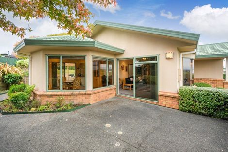 Photo of property in 7 Logan Grove, Feilding, 4702