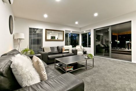 Photo of property in 6 Birchwood Grove, Greenhithe, Auckland, 0632